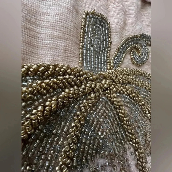 Family Gatherings | beaded pumpkin table runner - Picture 7 of 14